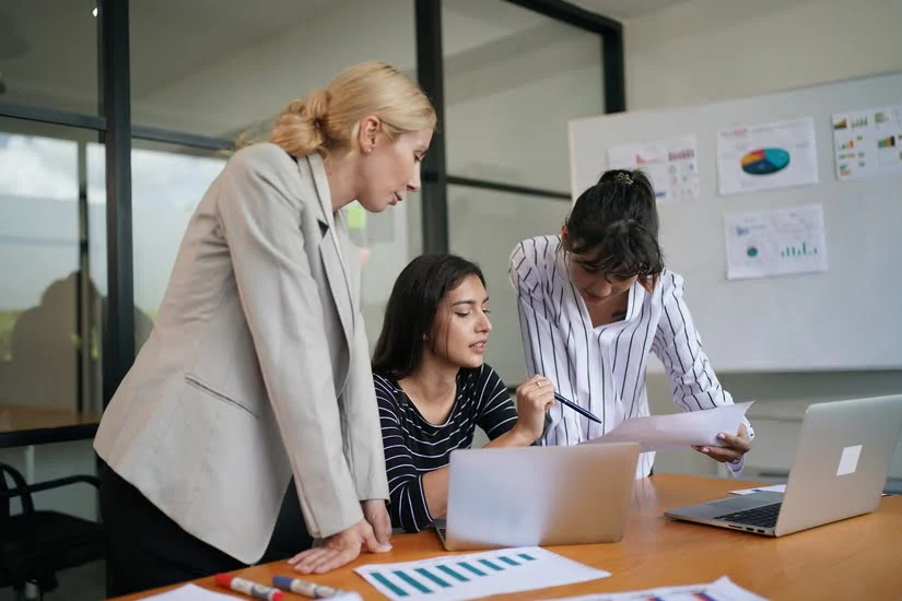 Diferença Trabalho e Emprego: Impactos na Vida Profissional